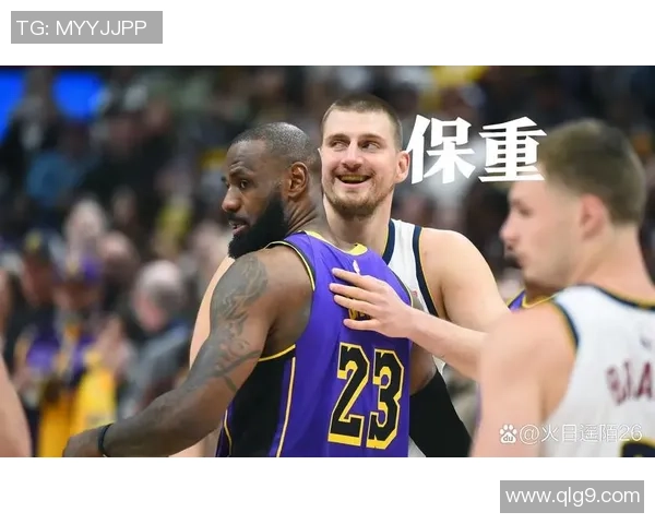 勇士与雄鹿在季后赛中对决几场比赛的精彩回顾与分析